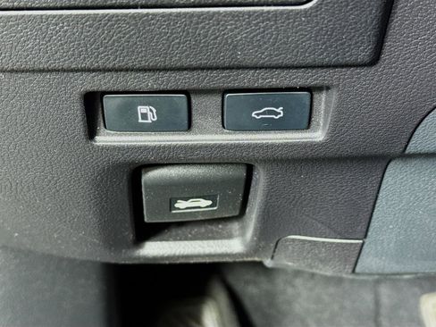 Used 2021 Lexus ES 350 w/ Premium Package image 11