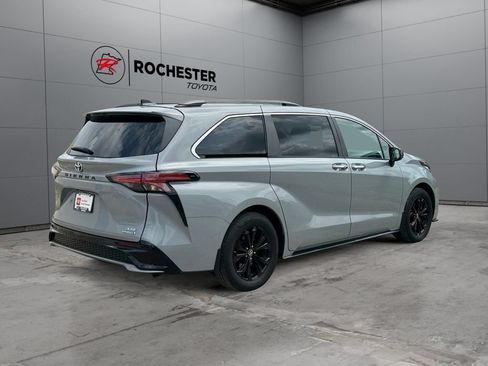 Certified 2023 Toyota Sienna XSE w/ XSE Plus Package AWD/4WD image 5