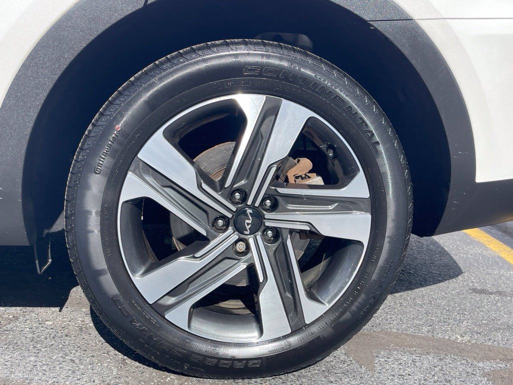 Used 2023 Kia Sorento EX AWD/4WD image 27