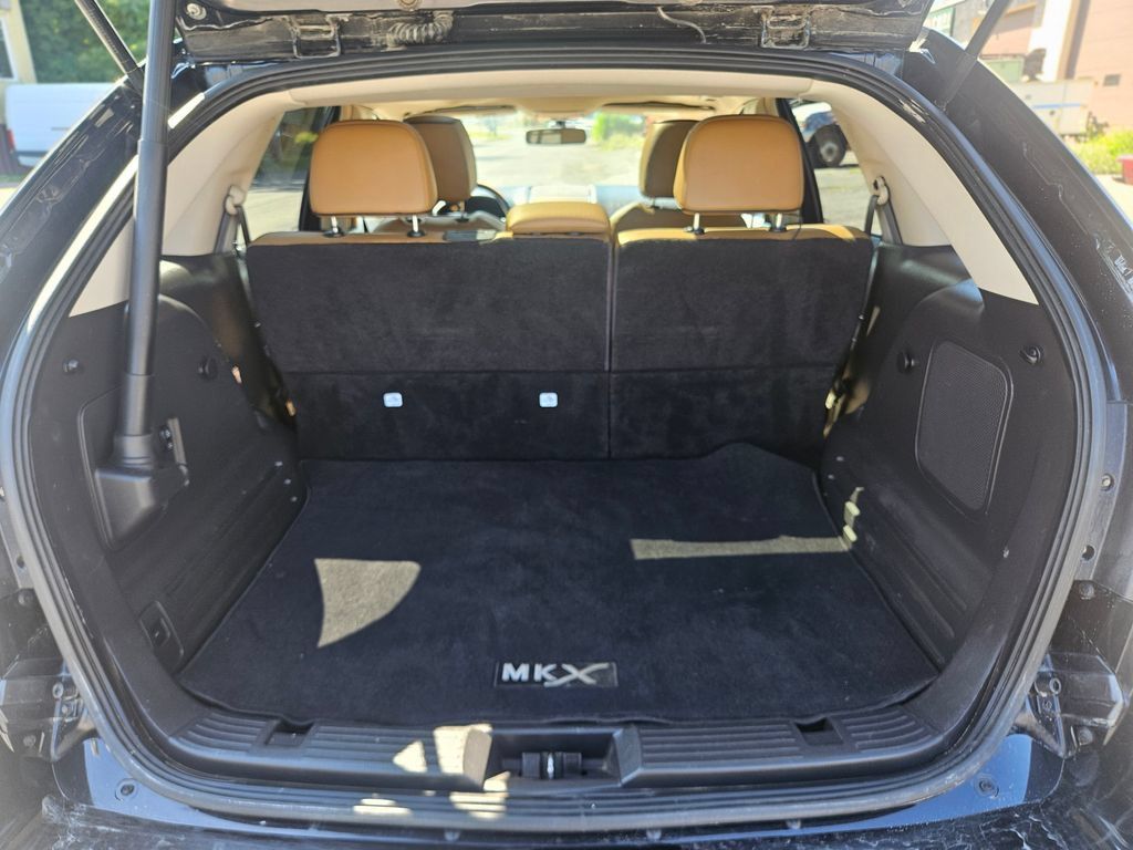 Used 2014 Lincoln MKX AWD w/ Equipment Group 102A image 26