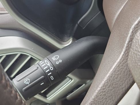 Used 2019 Ford F150 King Ranch image 29