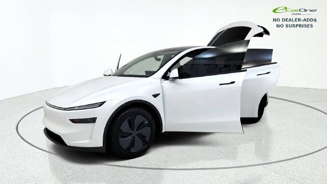 Used 2026 Tesla Model Y AWD image 13
