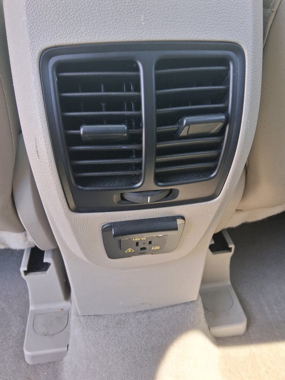 Used 2015 Ford Escape SE FWD image 18