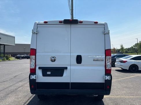 Used 2025 RAM ProMaster 2500 w/ Convenience Group FWD image 4