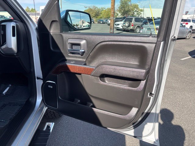 Used 2017 GMC Sierra 1500 SLT w/ SLT Premium Package AWD/4WD image 22
