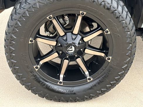 Used 2022 Ford Bronco Badlands image 9