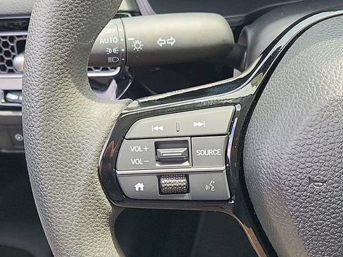 Certified 2025 Honda Civic LX image 21