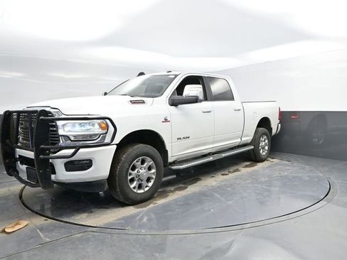 Used 2023 RAM 2500 Laramie AWD/4WD image 5