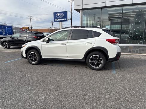 Certified 2023 Subaru Crosstrek 2.0i Premium image 13