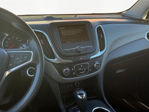 Used 2019 Chevrolet Equinox LT image 6