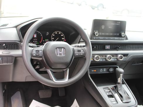 Used 2025 Honda CR-V EX image 18