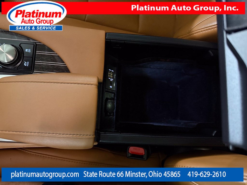 Used 2022 Lexus RX 450h AWD w/ Luxury Package image 27