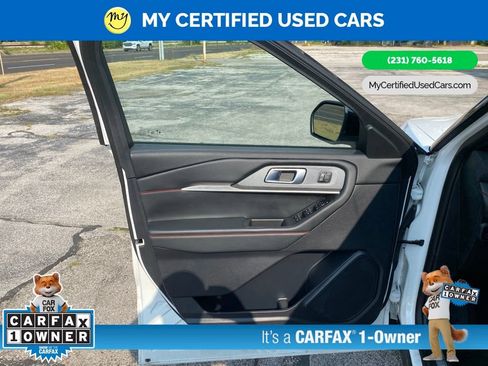 Used 2025 Ford Explorer ST-Line w/ Premium Package AWD/4WD image 10