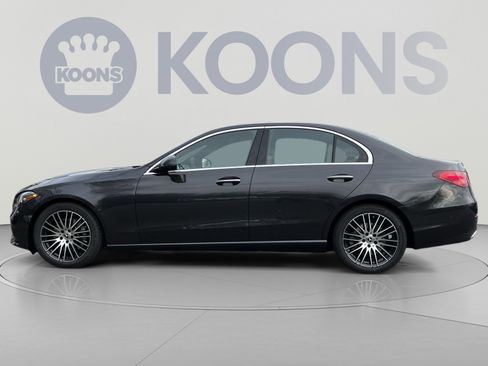 Used 2026 Mercedes-Benz C 300 4MATIC Sedan image 2
