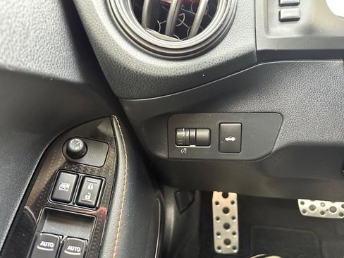 Used 2017 Toyota 86 image 10