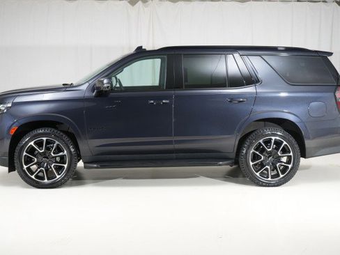 Used 2023 Chevrolet Tahoe RST w/ Luxury Package image 2