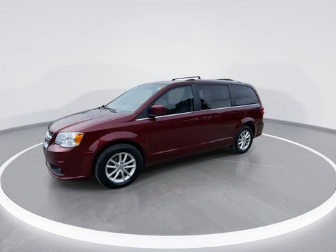 Used 2019 Dodge Grand Caravan SXT FWD image 8