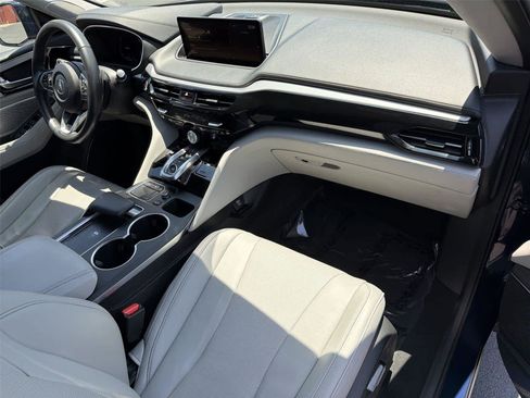 Certified 2024 Acura MDX FWD w/ Technology Package image 13