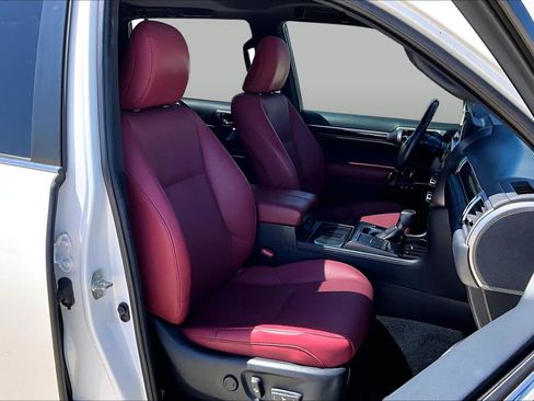 Used 2023 Lexus GX 460 Premium w/ Premium Package AWD/4WD image 9