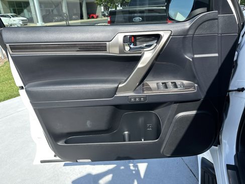Used 2021 Lexus GX 460 Premium AWD/4WD image 14