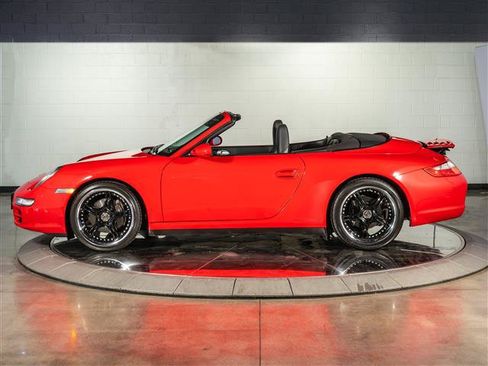 Used 2006 Porsche 911 Carrera 4 AWD/4WD image 2
