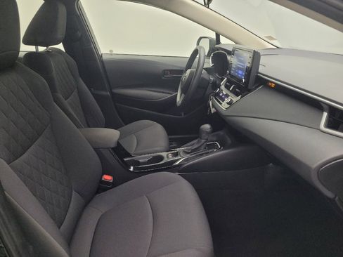 Used 2022 Toyota Corolla LE FWD image 21
