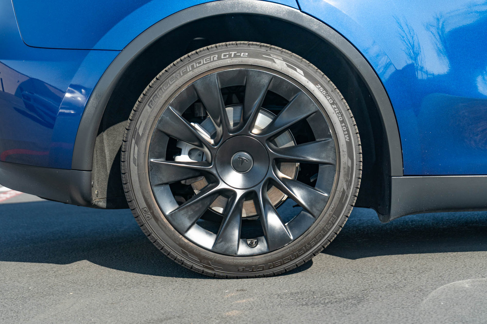 Used 2023 Tesla Model Y Long Range AWD/4WD image 11