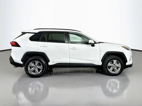 Certified 2022 Toyota RAV4 XLE AWD/4WD image 8