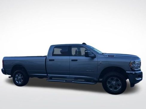 Used 2024 RAM 3500 Big Horn image 7