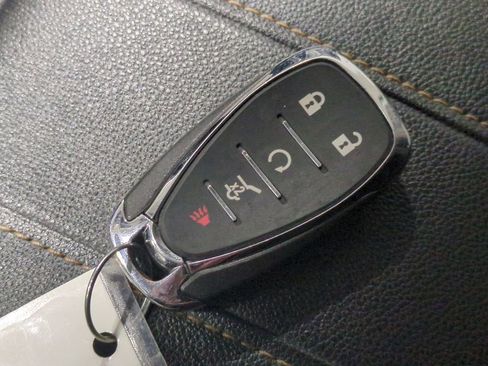 Used 2021 Chevrolet Traverse RS w/ LPO, Floor Liner Package image 42