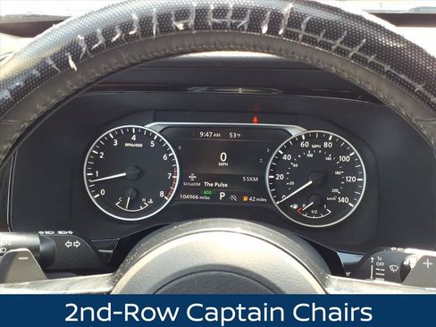 Used 2022 Nissan Pathfinder SV w/ SV Premium Package FWD image 16