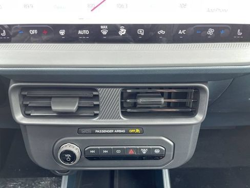 New 2026 Ford Maverick XLT AWD/4WD image 19