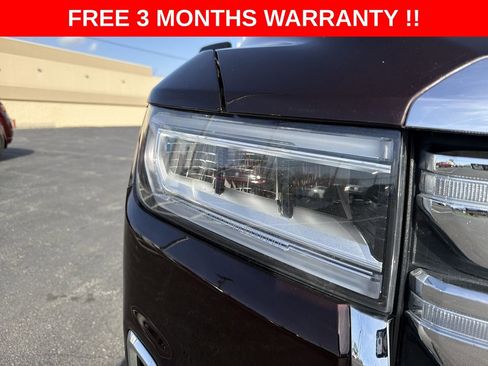 Used 2021 GMC Acadia SLT w/ LPO, Floor Liner Package image 38