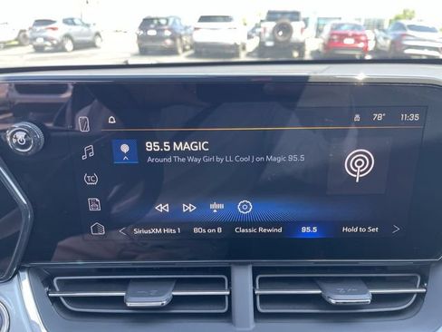 Used 2024 Chevrolet Trax LT w/ Driver Confidence Package FWD image 16