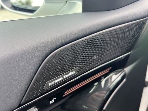 New 2026 BMW 530i image 18