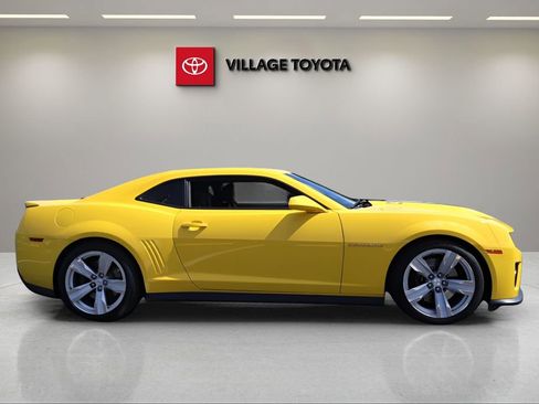 Used 2013 Chevrolet Camaro ZL1 RWD image 6