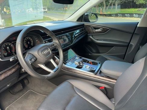 Used 2022 Audi Q8 Premium Plus AWD/4WD image 13