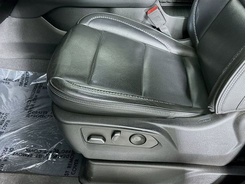 Used 2022 GMC Yukon Denali image 22