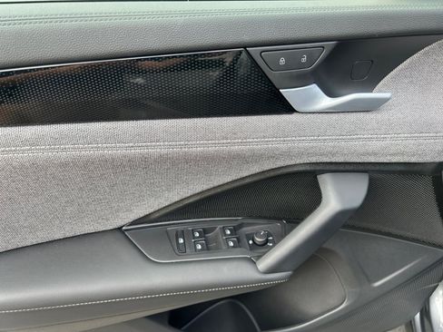 Certified 2026 Volkswagen Tiguan S FWD image 32