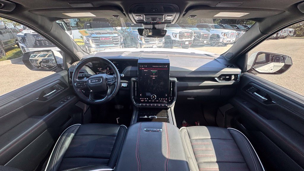 Used 2025 GMC Yukon XL AT4 Ultimate w/ LPO, Floor Liner Package AWD/4WD image 19