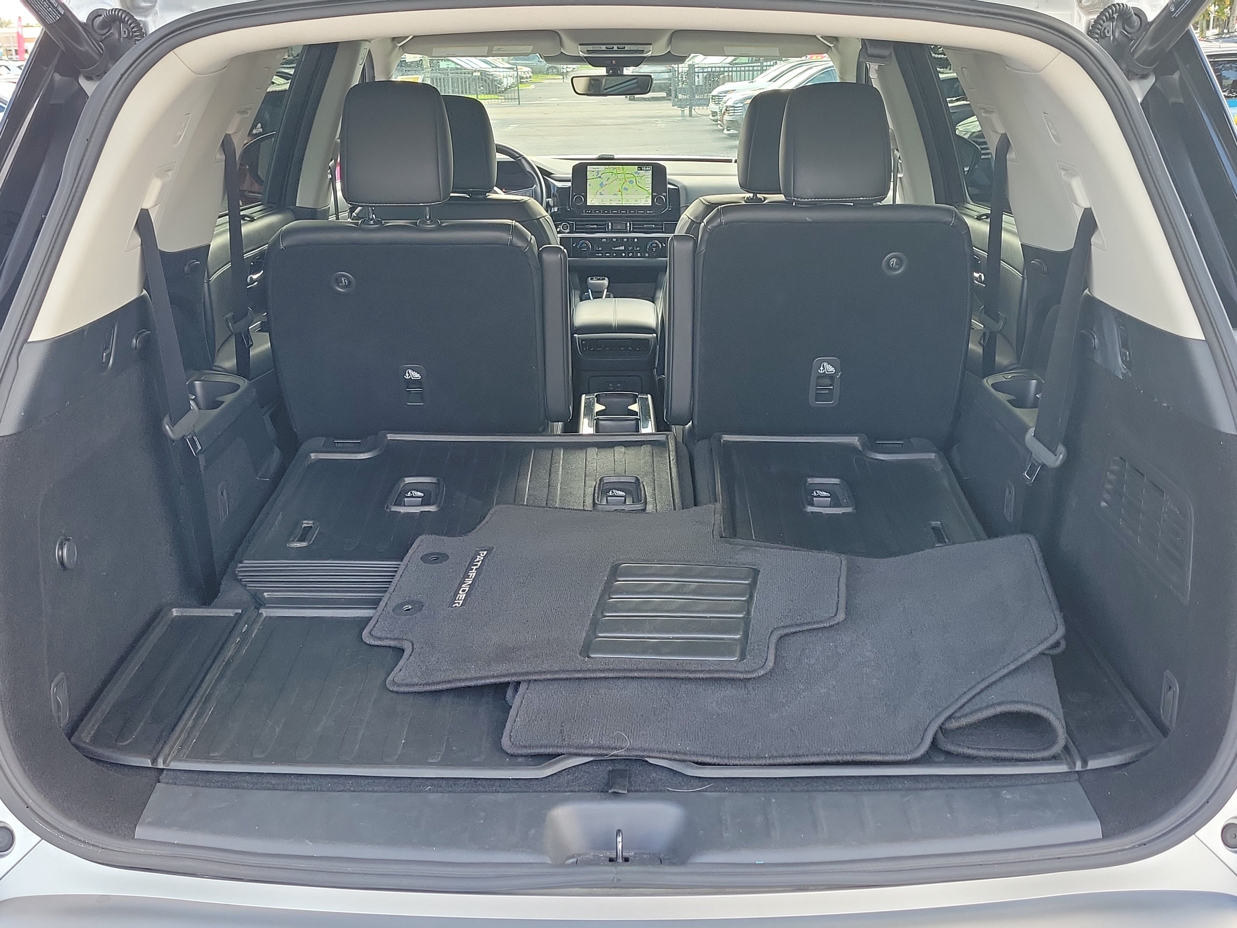 Certified 2024 Nissan Pathfinder SL w/ SL Premium Package FWD image 7