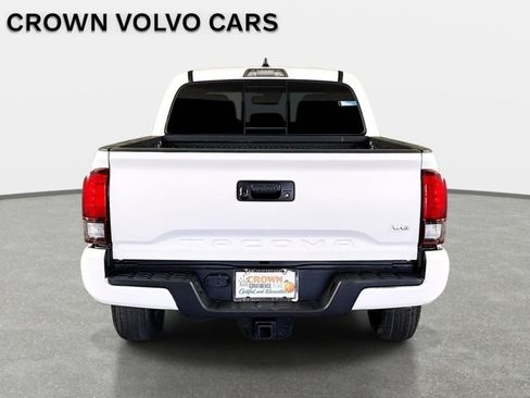 Used 2023 Toyota Tacoma SR5 w/ Technology Package RWD image 7