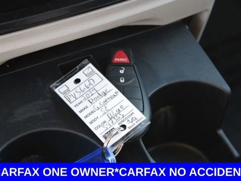 Used 2019 Dodge Grand Caravan SE w/ UConnect Hands-Free Group image 30