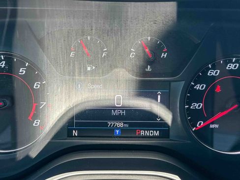 Used 2022 Chevrolet Camaro LT w/ Technology Package RWD image 21