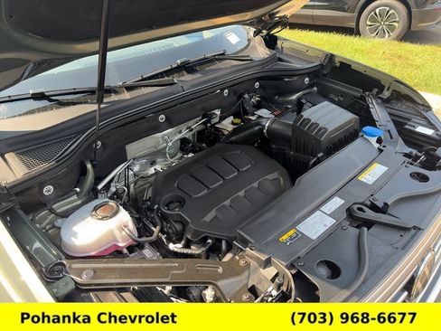 Used 2026 Volkswagen Atlas SEL AWD/4WD image 35
