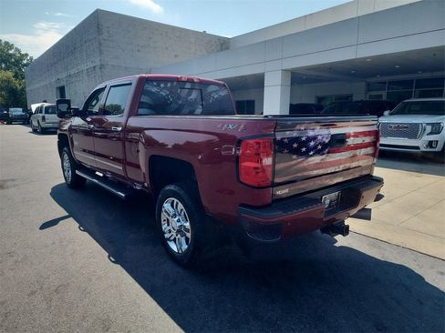 Used 2018 Chevrolet Silverado 2500 High Country w/ Duramax Plus Package image 6
