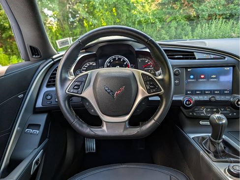 Used 2018 Chevrolet Corvette Grand Sport RWD image 33