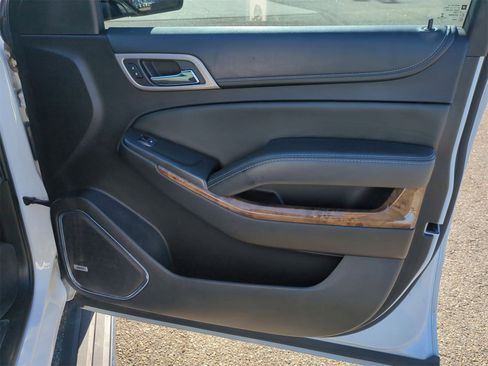 Certified 2016 GMC Yukon Denali w/ Open Road Package image 29