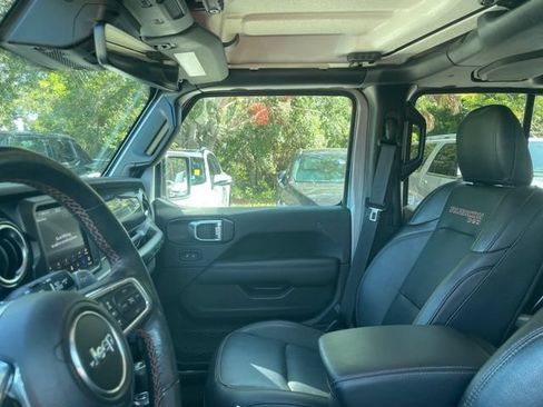 Used 2021 Jeep Wrangler Unlimited Rubicon w/ Trailer Tow Package AWD/4WD image 10