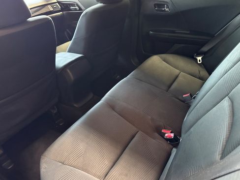 Used 2017 Honda Accord LX image 24